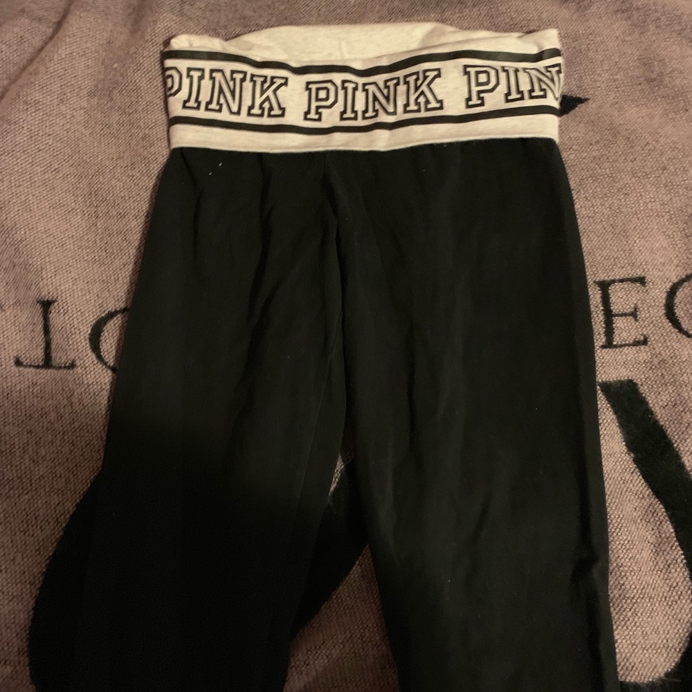 Super cute VS Pink leggings